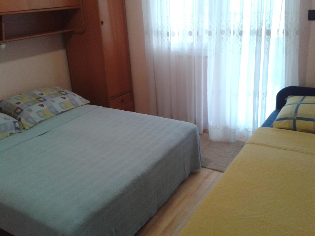 Apartmani Mira Вир Екстер'єр фото